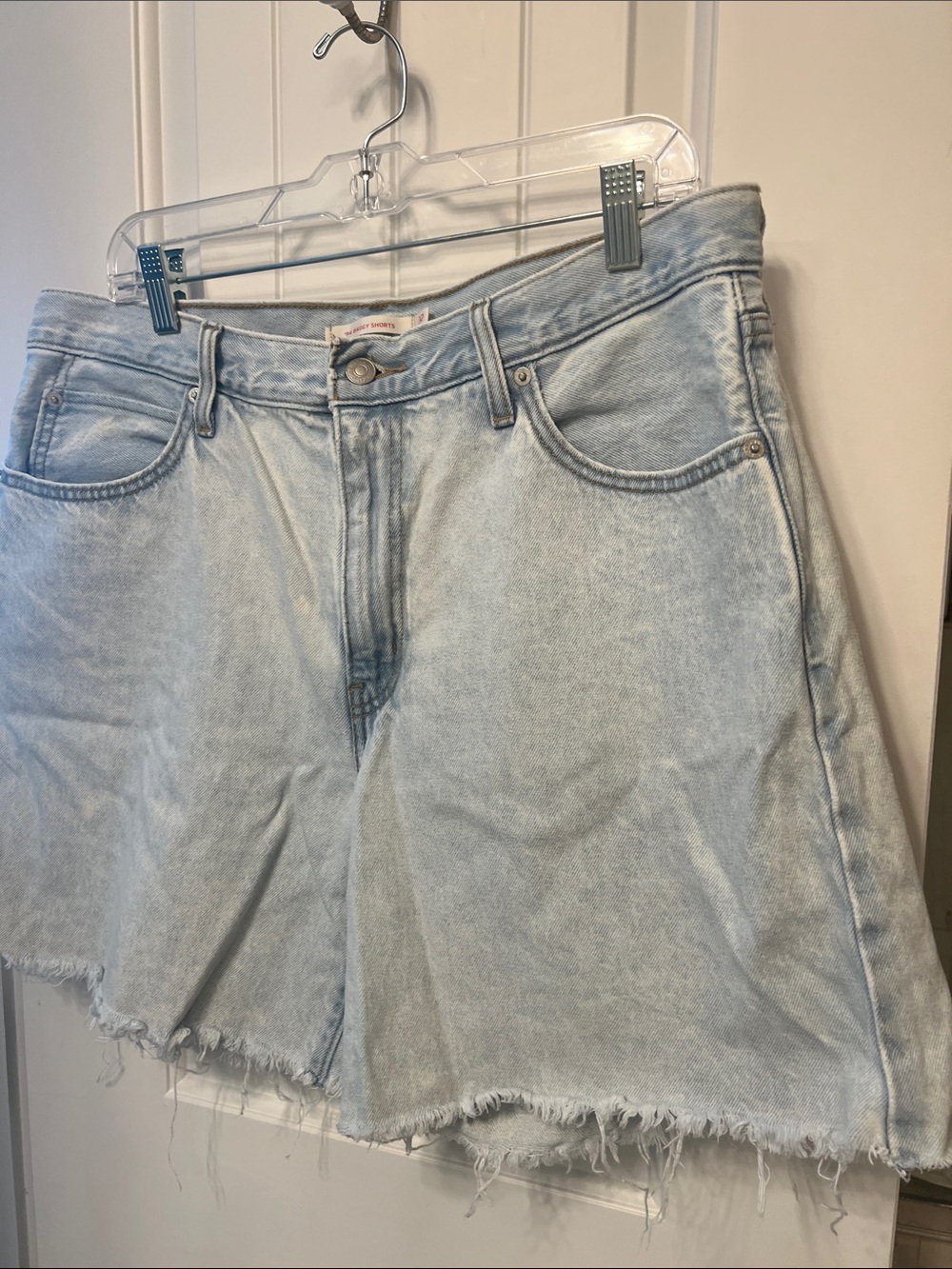 Women’s Levi’s ‘94 Baggy Shorts in Light Wash